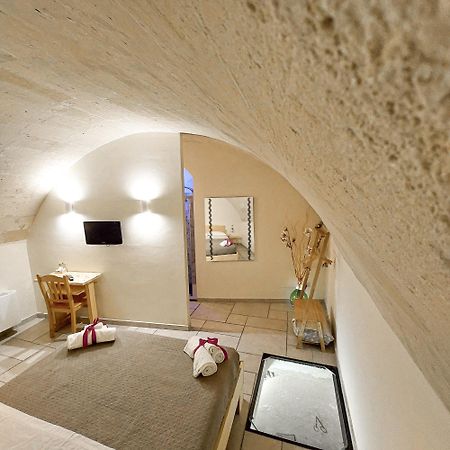 Bed and Breakfast Mikasa Матера Екстер'єр фото