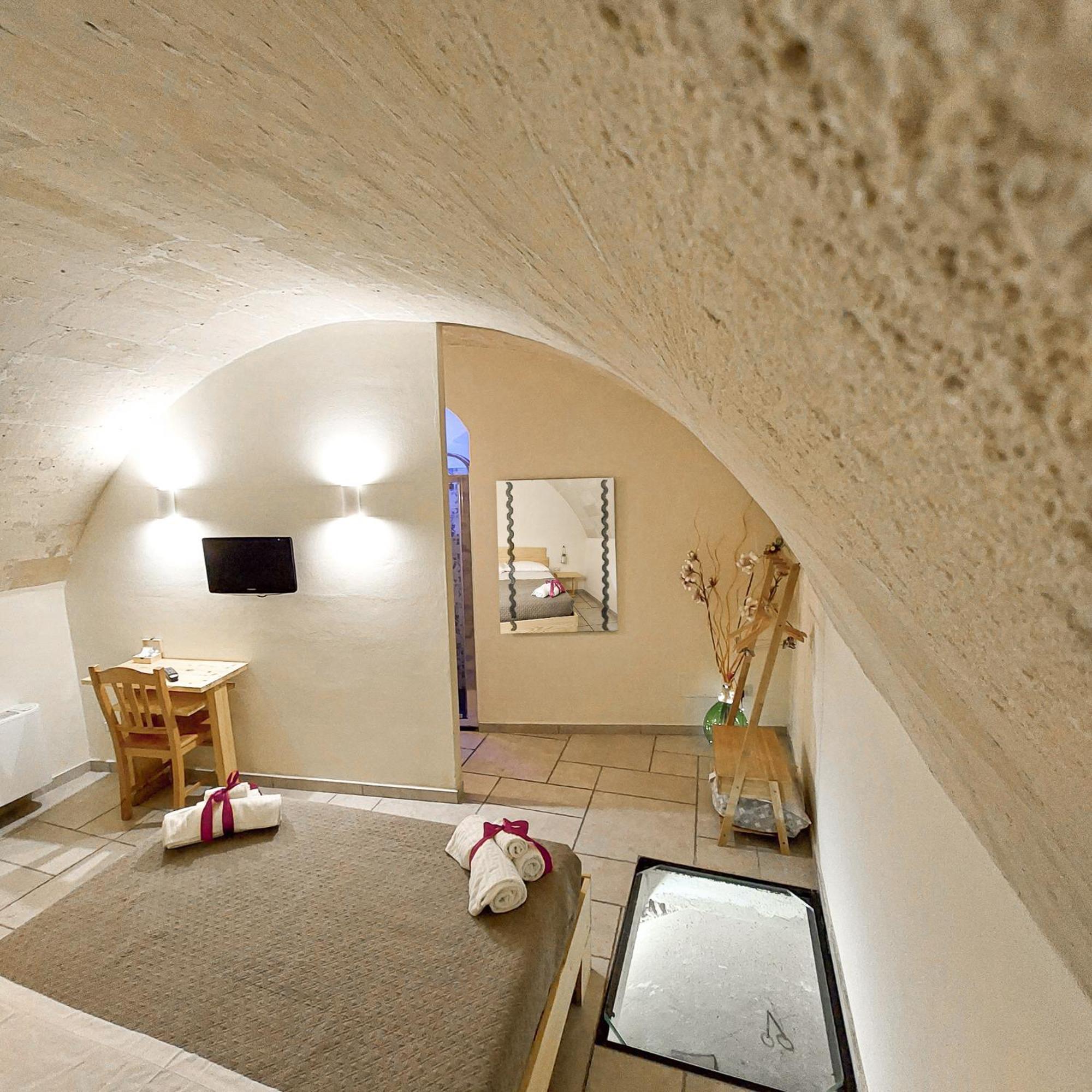 Bed and Breakfast Mikasa Матера Екстер'єр фото